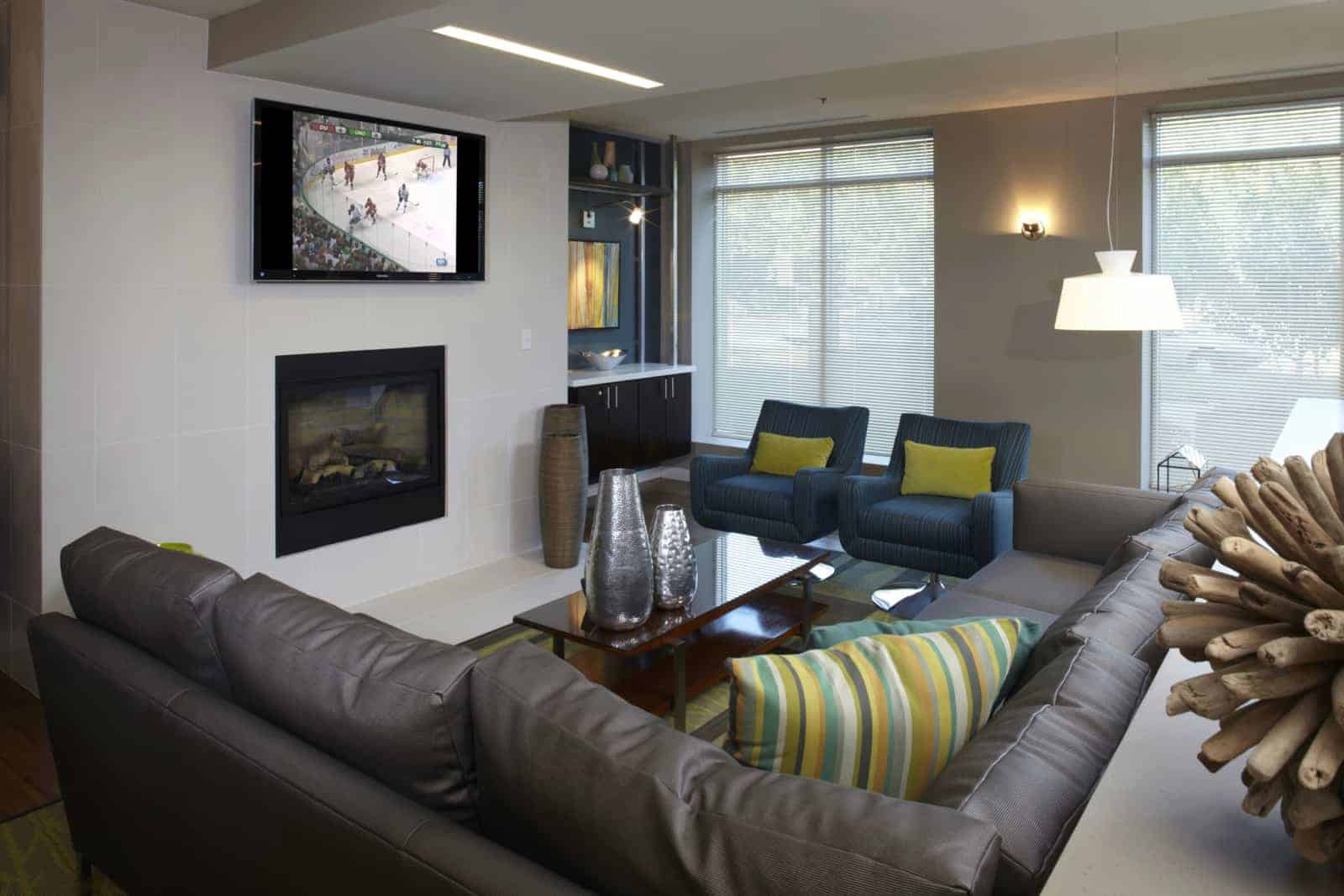 Interior of living room with TV and modern decor.