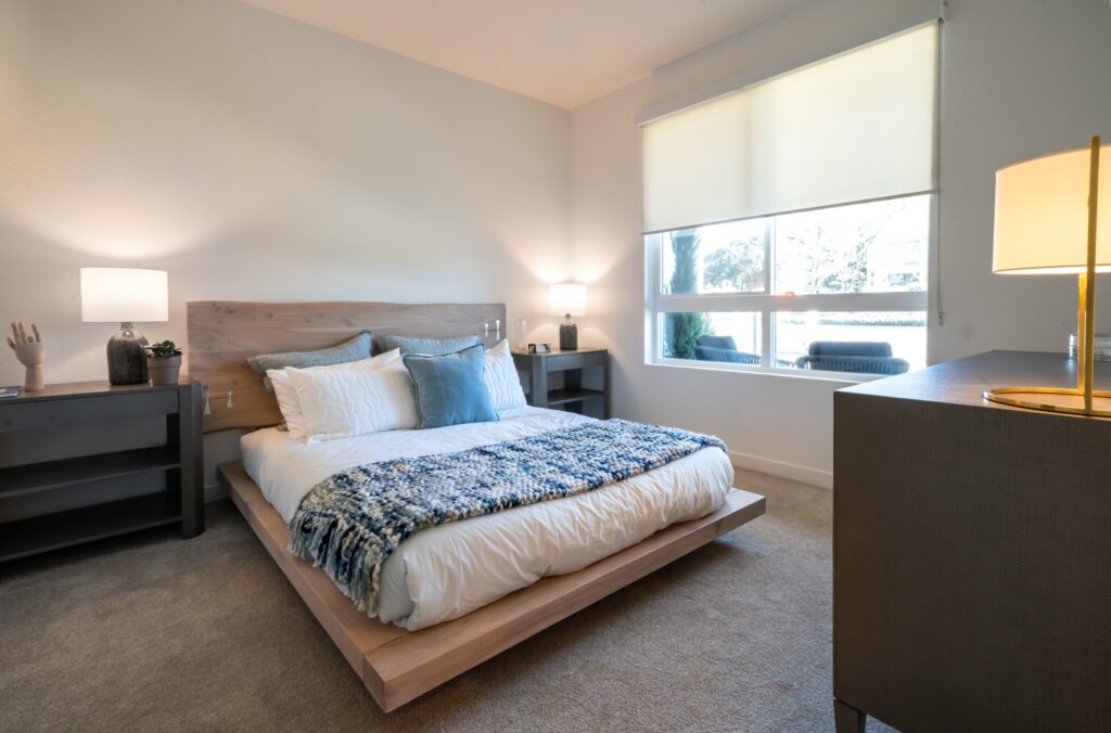 Modern bedroom