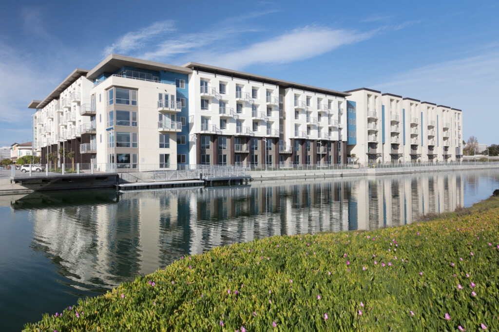 Triton Leg Fostercity Triton