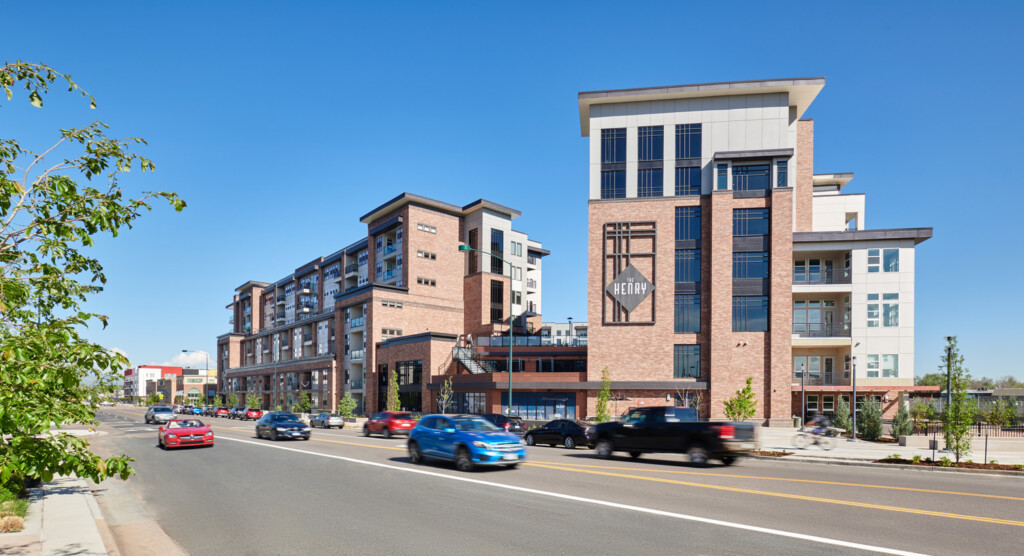 Thehenry Exterior