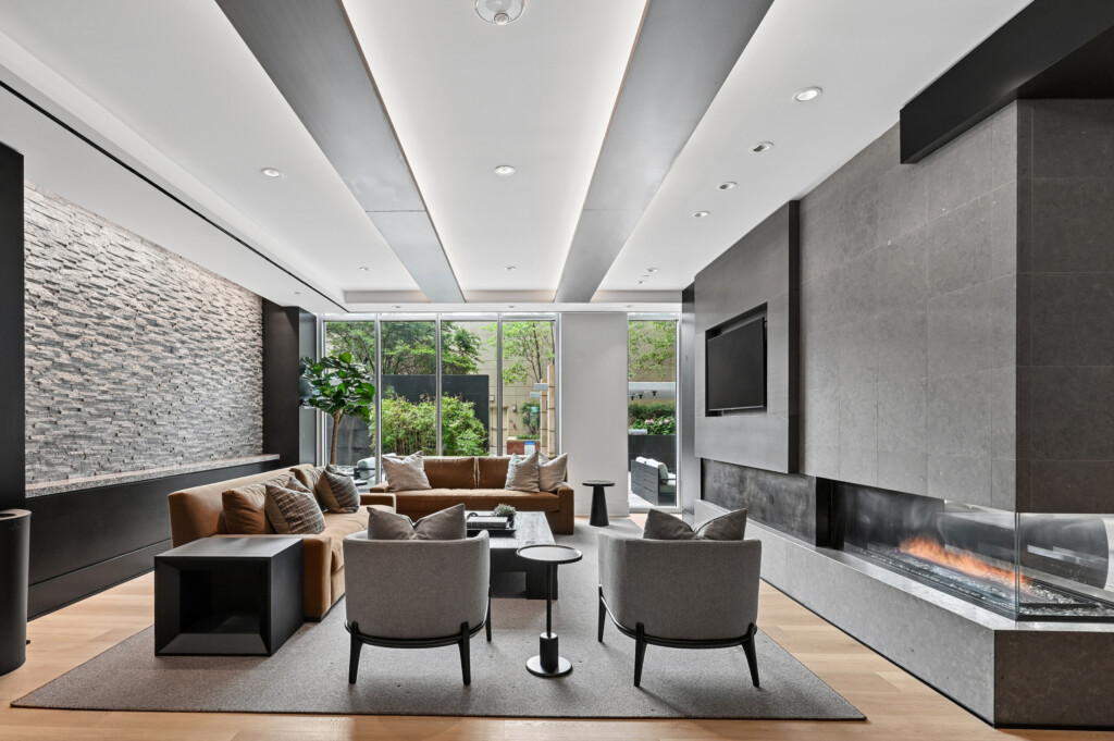 Avant Reston 4